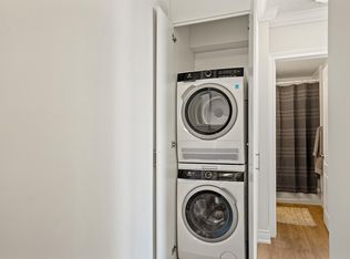 73 Clarence St #104, Brampton, ON L6W1S5