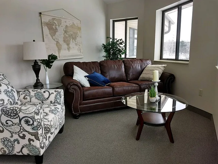 Island Place Apartments - On the River — Photo 33