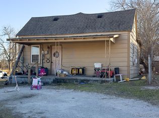 401 W 10th St, Ada, OK 74820