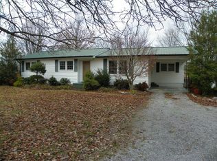2105 Cookeville Hwy, Smithville, TN 37166