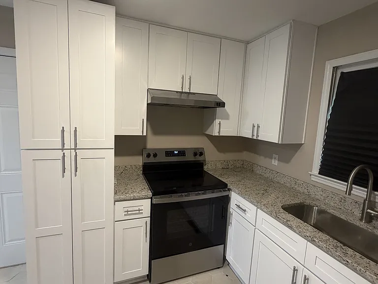 120 Pinewood Dr — Photo 5