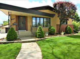 9938 Cook Ave, Oak Lawn, IL