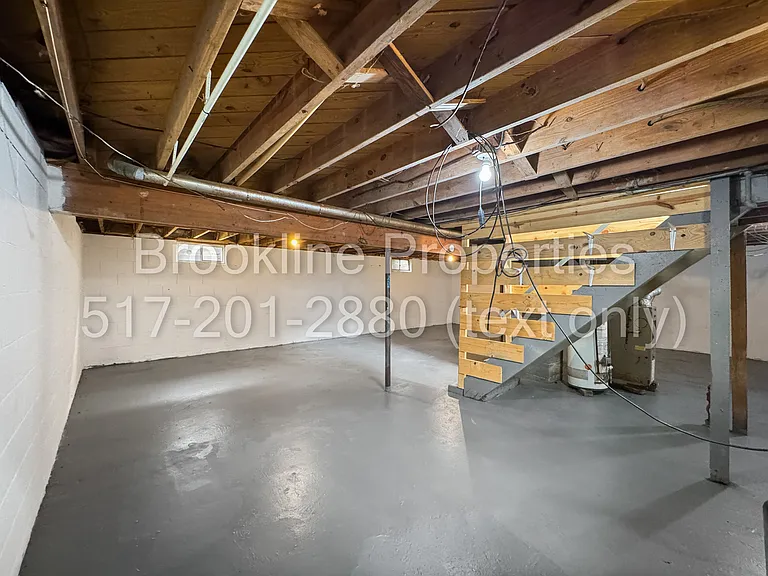 823 Holten St — Photo 21