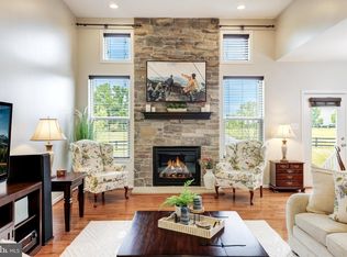 12015 George Farm Dr, Lovettsville, VA 20180