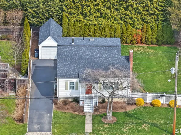 87 James Street, Fairfield, CT 06824