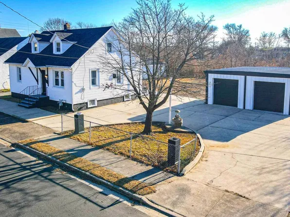 68 E Harmony St, Penns Grove, NJ 08069