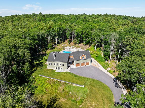 2nd image of 34 Stonewall Road