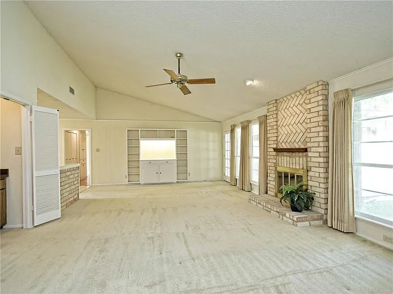 11502 Toledo Dr — Photo 8