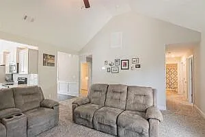 2109 Kinsale Ave — Photo 12