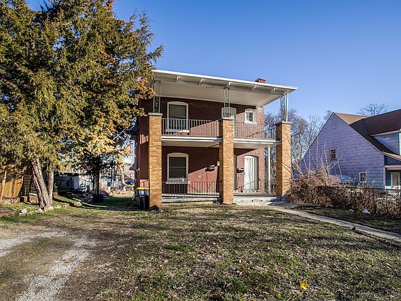 2nd image of 3706 E 7th St APT 1