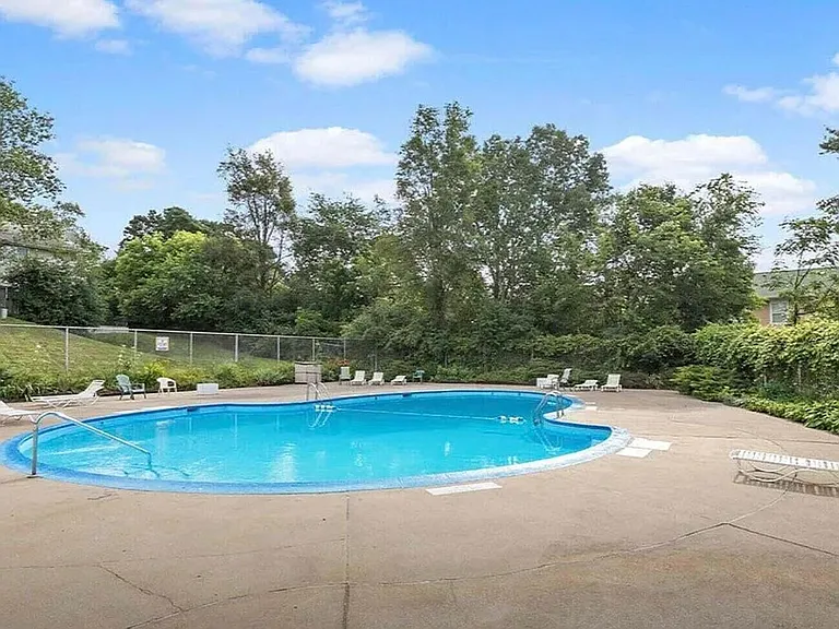 3510 Kenbrooke Ct — Photo 14