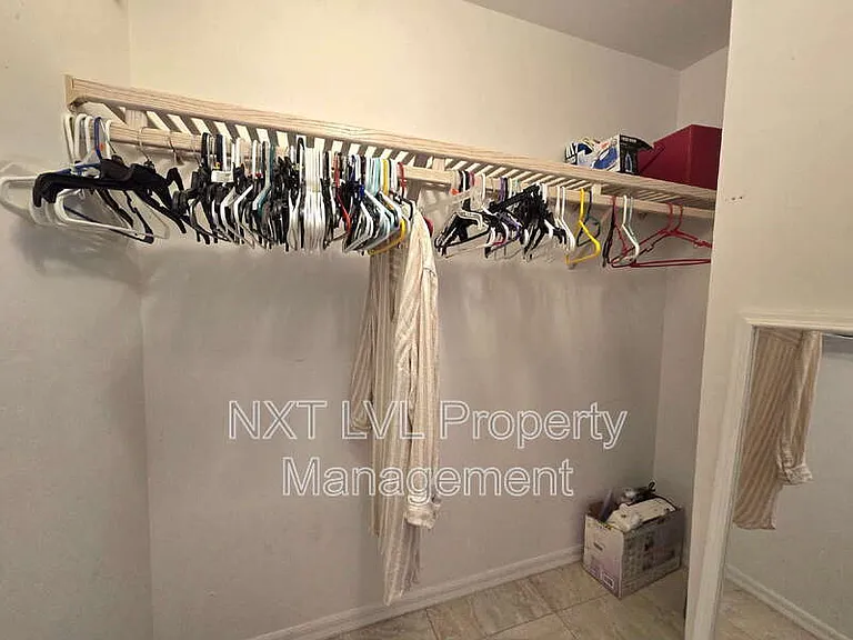 1243 NW 22nd Ave — Photo 16
