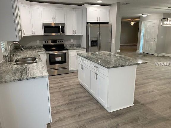 4th image of 14303 Capitol Dr