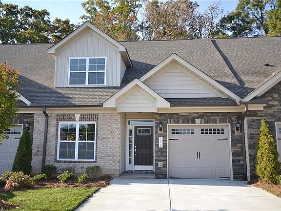2nd image of 323 Saint Elizabeth Dr #128