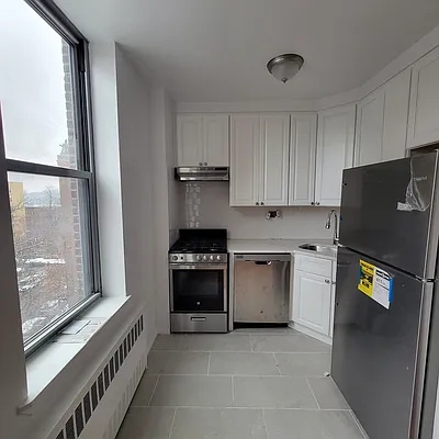 Rented by ONE Manhattan Real Estate | media 12