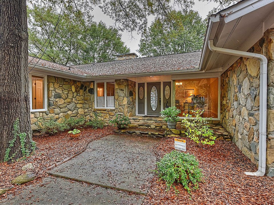 1st image of 3114 Lake Wylie Dr