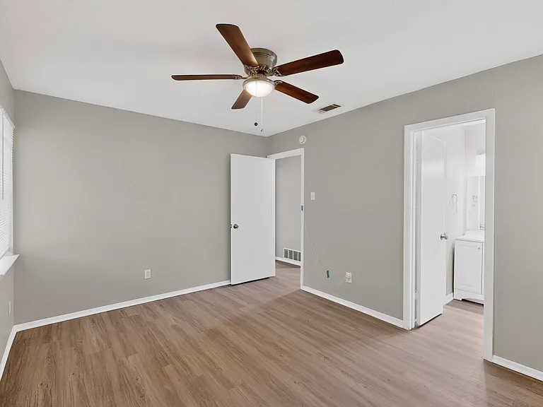 6601 Avalon Dr — Photo 9