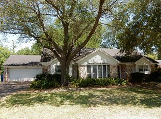 5104 Ash Ct, Dickinson, TX 77539