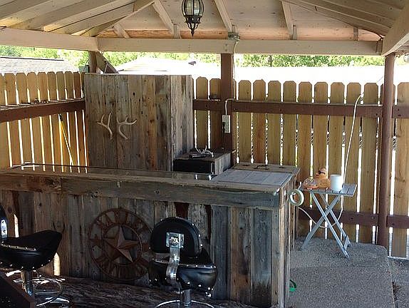 Pool cabana