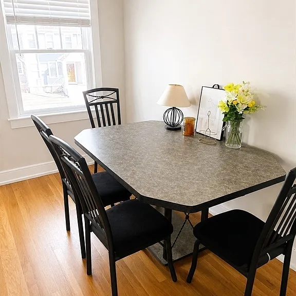 1136 Walnut St #2 — Photo 3