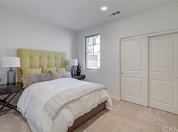 2nd image of 1020 Estrella Del Mar