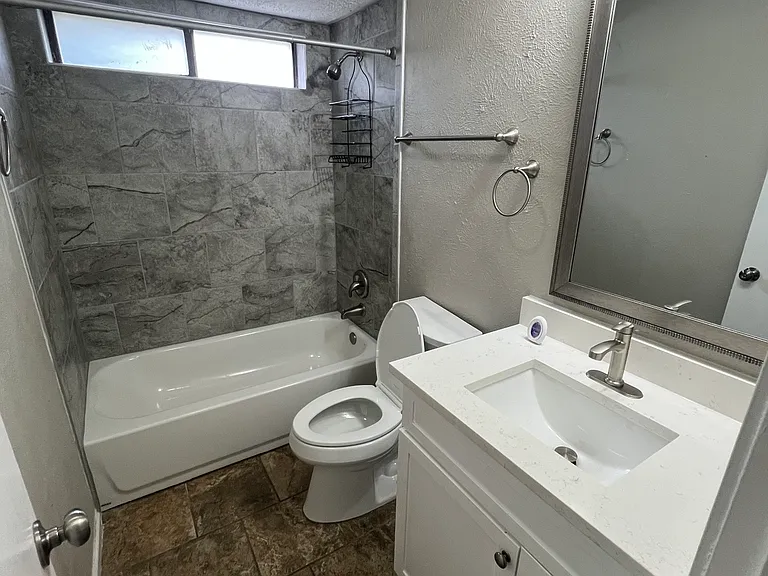 2302 Pueblo Dr — Photo 11