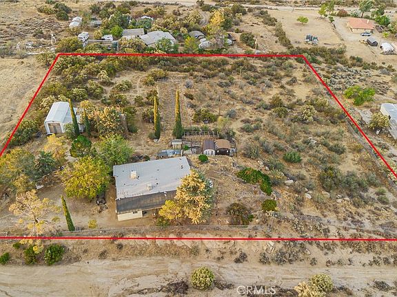 3rd image of 58883 Kaweea Dr