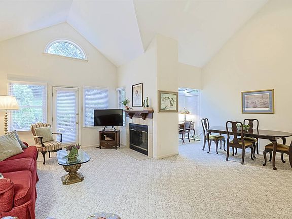5th image of 5315 Eaglesview Ct
