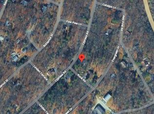 100 Rock Rd, Dingmans Ferry, PA 18328