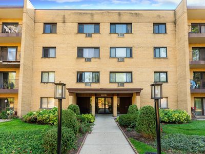 6630 S Brainard Ave APT 409, Countryside, IL, 60525