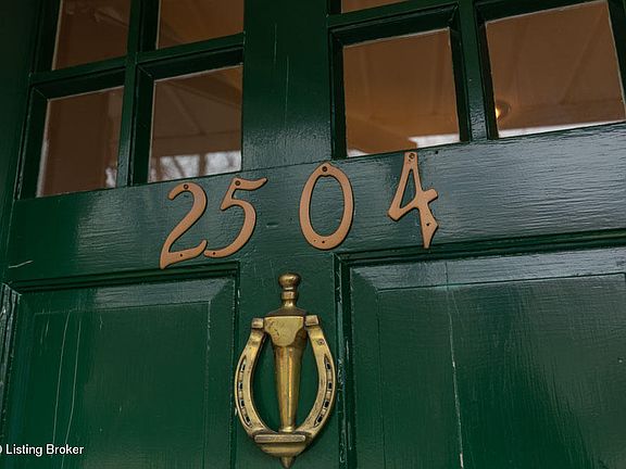 5th image of 2504 Wendell Ave
