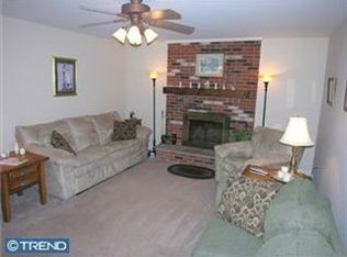 906 Suellen Dr, Reading, PA