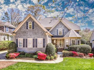 19670 Wooden Tee Dr, Davidson, NC 28036