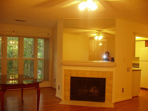 4th image of 3901 Golf Tee Ct APT 202
