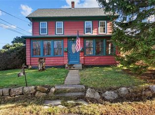 108 Mendon Rd, North Smithfield, RI 02896