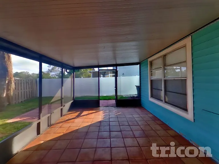 11011 Greenaire Dr — Photo 16