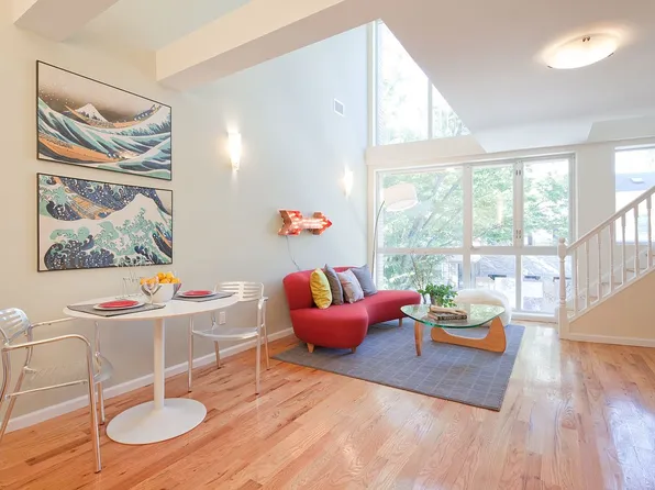 30 Devoe Street image 1 of 6