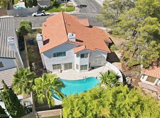 9401 Crown Vista Ln, Las Vegas, NV 89117