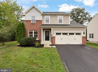 7279 Lake Willow Ct, Warrenton, VA 20187