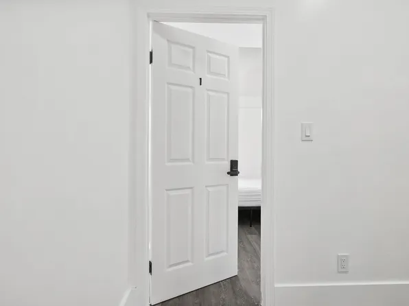 (undisclosed Address), Los Angeles, CA 90062