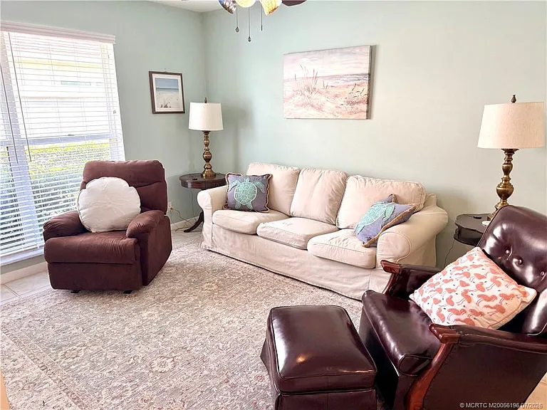2527 SW Brookwood Ln — Photo 16