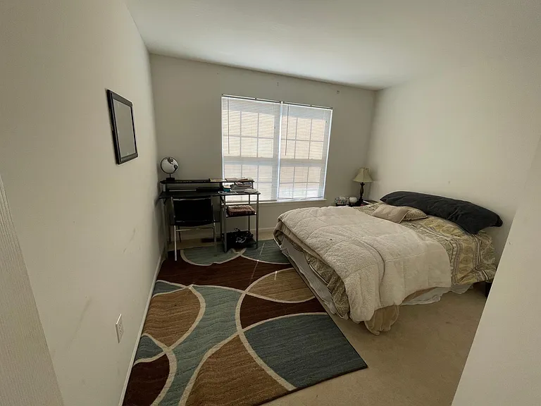 4134 Strathmore Ln — Photo 8