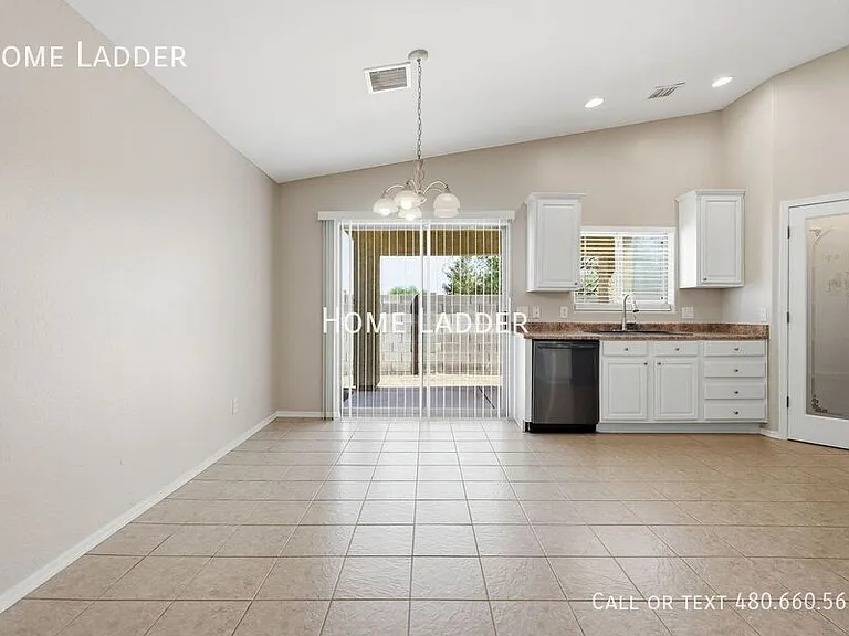 1220 W Prior Ave — Photo 6