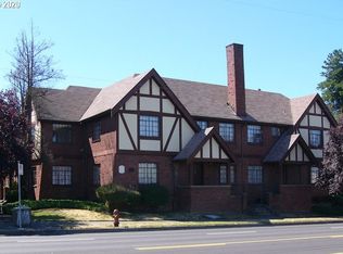 349 NE Holman St, Portland, OR 97211