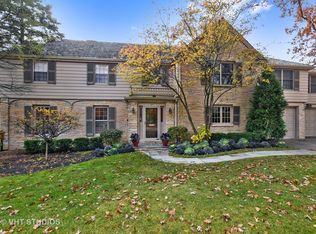 252 Oak Knoll Ter, Highland Park, IL 60035