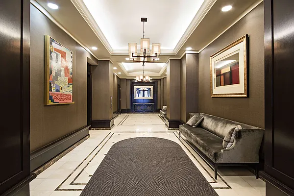 Rented by Compass | media 31