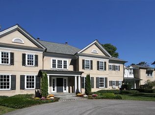 205 Strafford Ave, Wayne, PA 19087