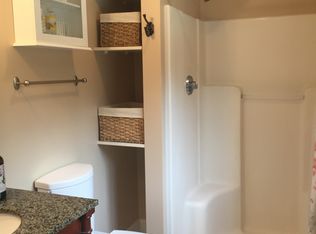 10 King Arthur Dr, Richmond, RI 02892