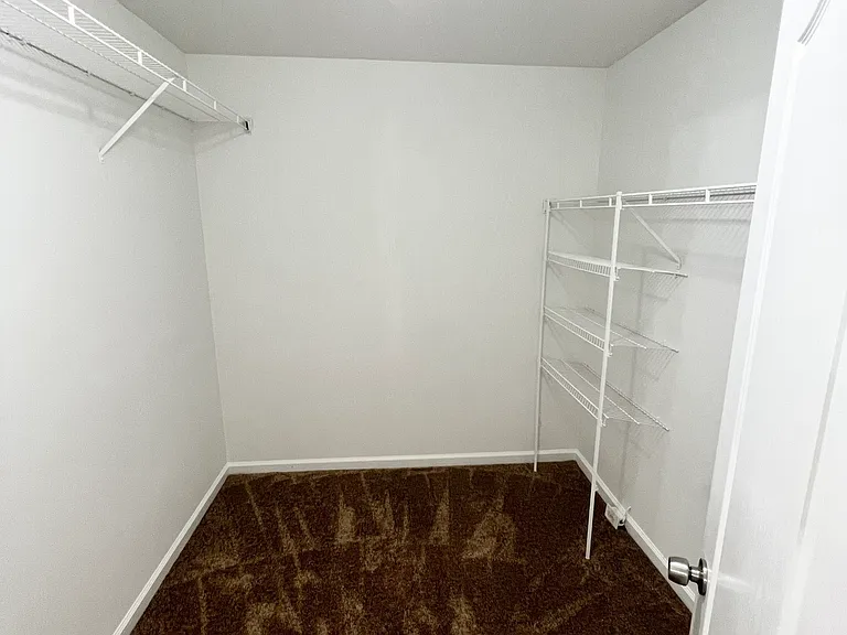 309 Christian Ln — Photo 17