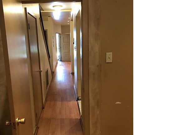 5th image of 1947 N 32nd St APT A